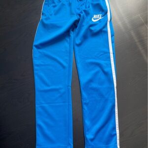 Nike warm up pants